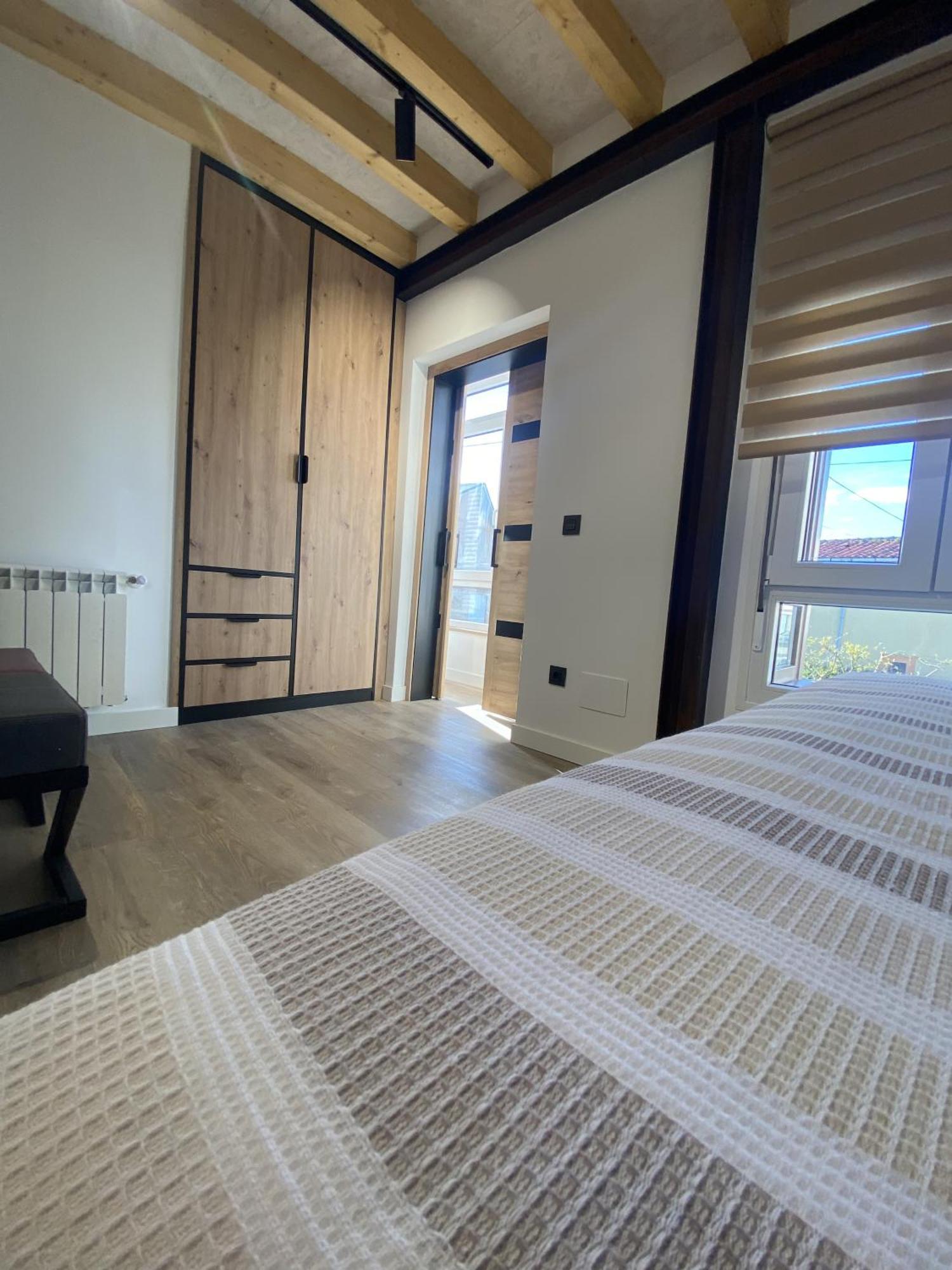 La Casa Del Barbero Villa Торелавега Екстериор снимка